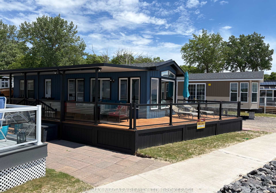 5-wyldewood-port-colborne-ontario-x13479732