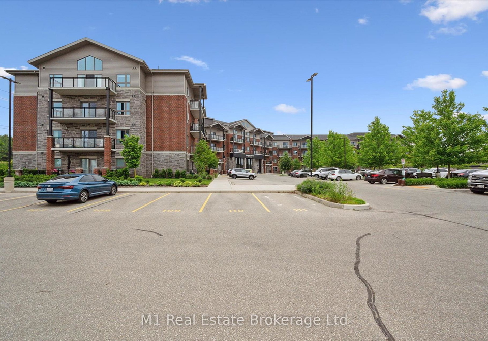 35-kingsbury-square-guelph-ontario-x13479846