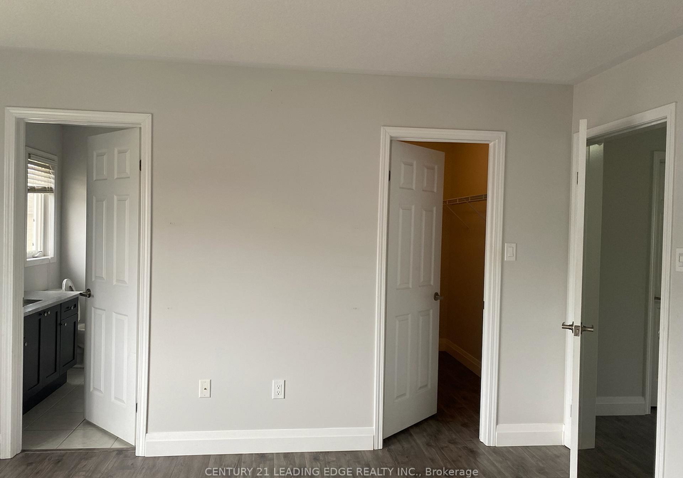 33-glenvista-drive-kitchener-ontario-x13480146
