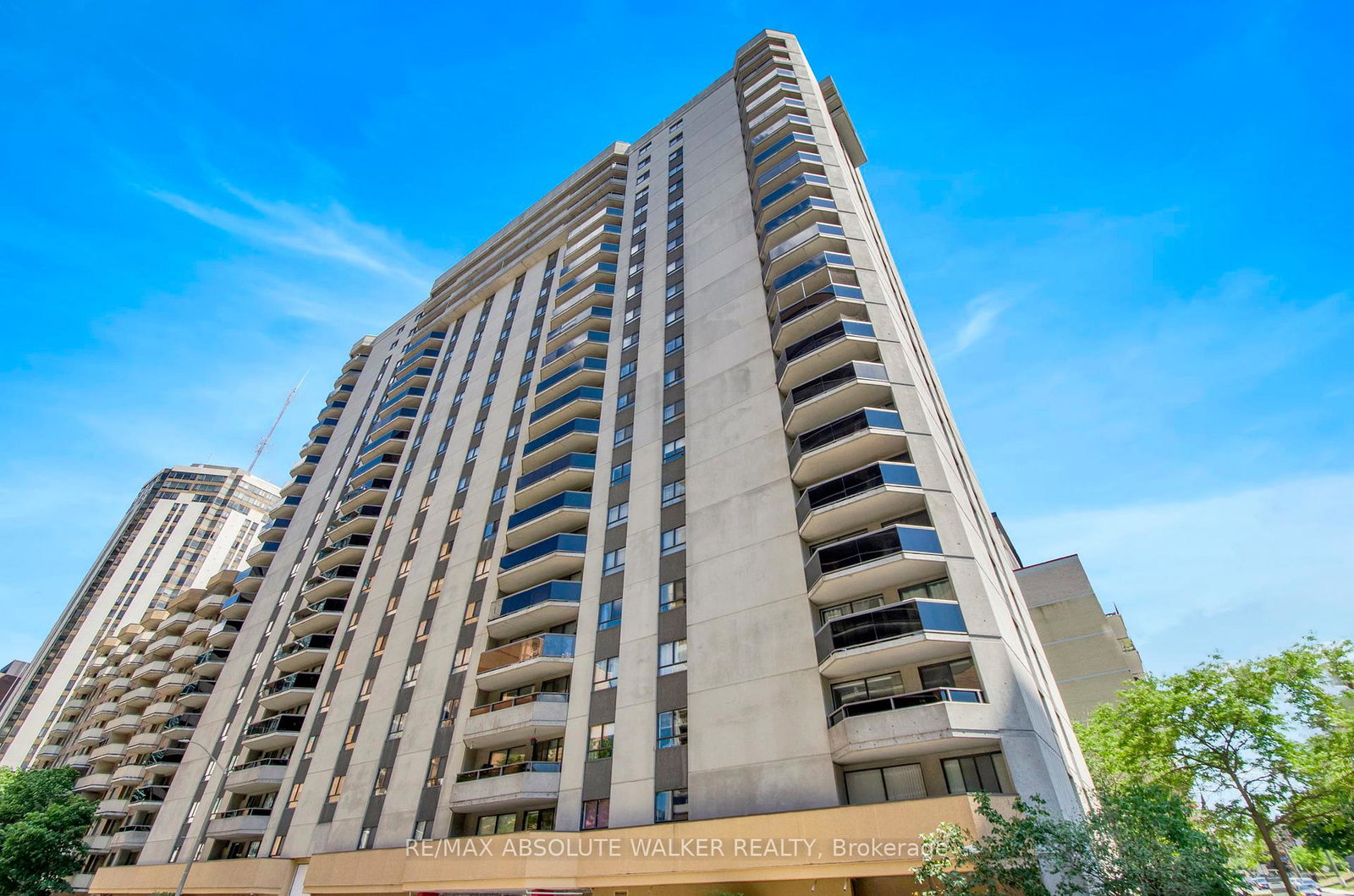470-laurier-avenue-w-ottawa-ontario-x13480160