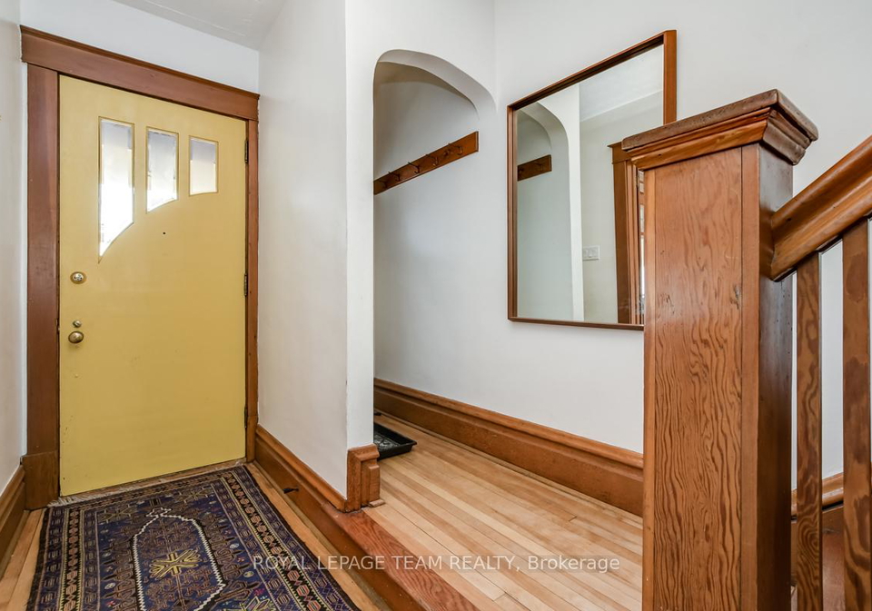 995-gladstone-avenue-ottawa-ontario-x13480428