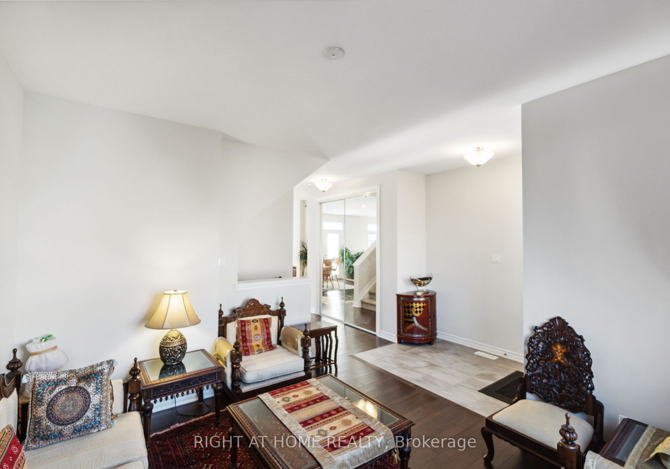 503-ponthieu-circle-ottawa-ontario-x13480436