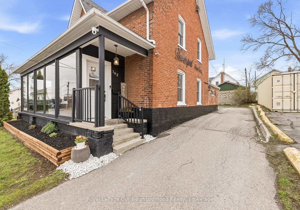 162-dundas-street-e-quinte-west-ontario-x13480462