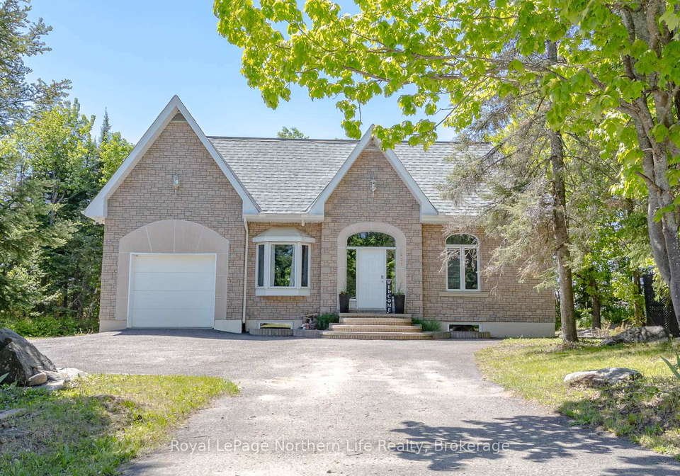421-collins-drive-north-bay-ontario-x13480498