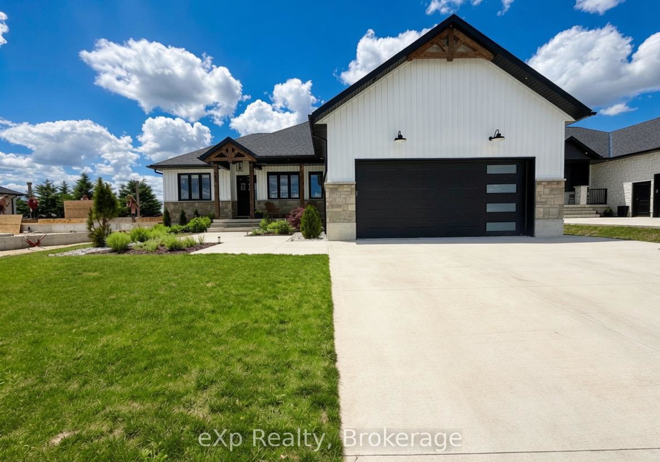 21-devinwood-avenue-brockton-ontario-x13480576