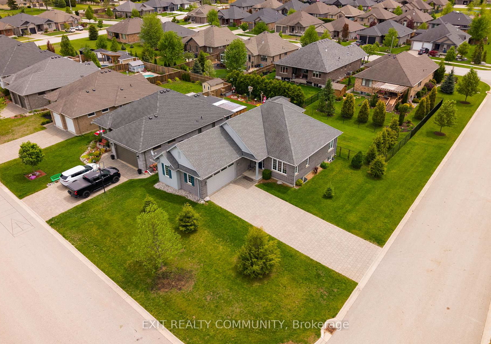 598-bennett-crescent-strathroy-caradoc-ontario-x13481562