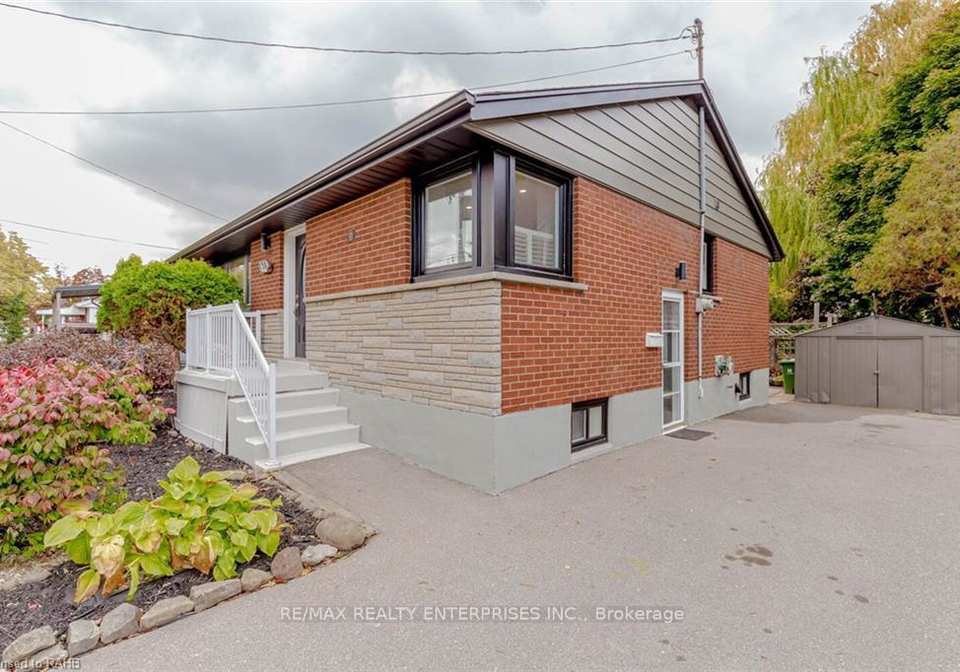 128-clarendon-avenue-hamilton-ontario-x13481738