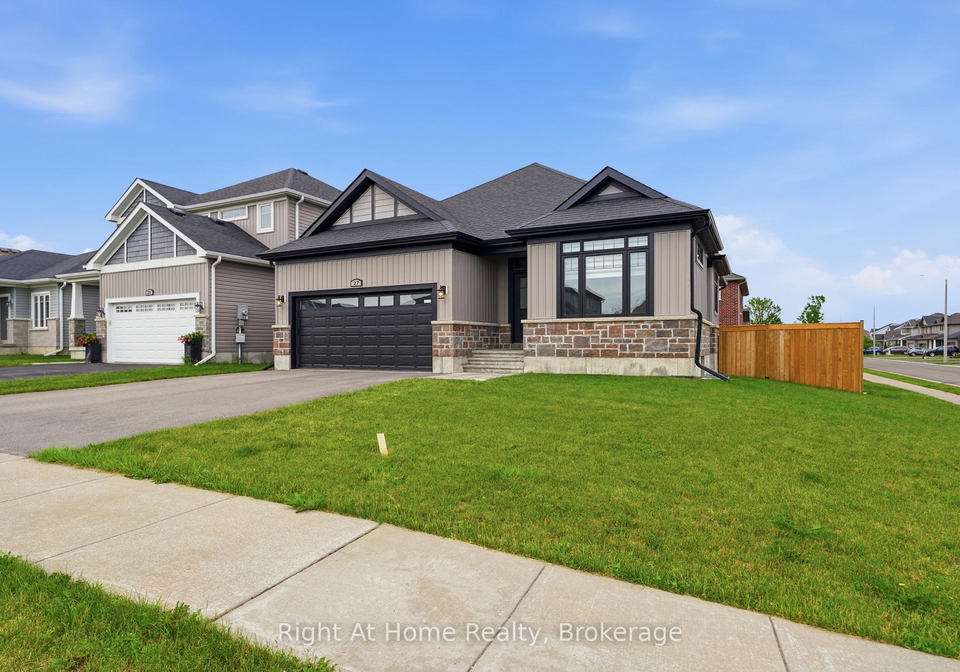 27-redwood-drive-belleville-ontario-x13481796