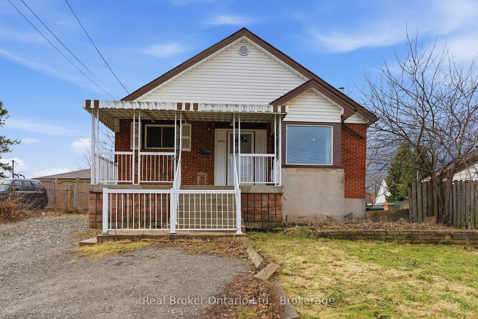 880-lawrence-road-hamilton-ontario-x13481826