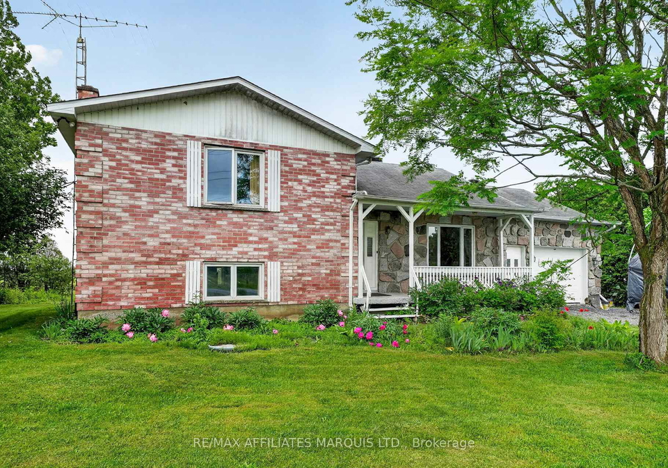 20474-concession-8-road-south-glengarry-ontario-x13481934
