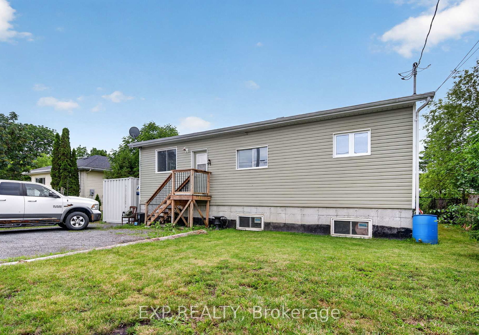 150-main-street-n-north-dundas-ontario-x13481940