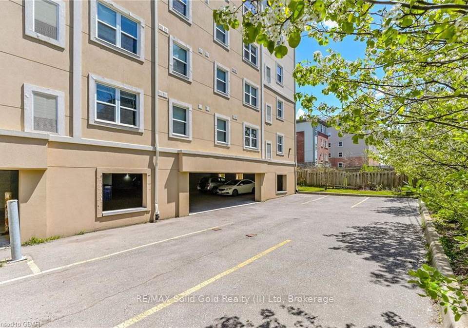 271-lester-street-waterloo-ontario-x13482066