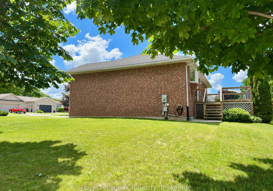 238-4th-street-crescent-hanover-ontario-x13482310