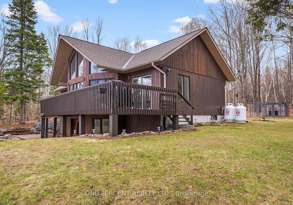 1069-chalet-road-dysart-et-al-ontario-x13482352