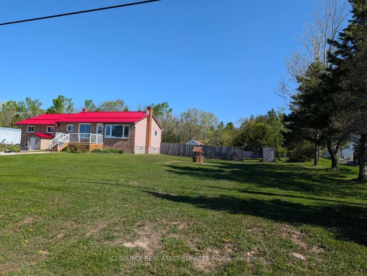 2416-hwy-542-central-manitoulin-ontario-x13482354