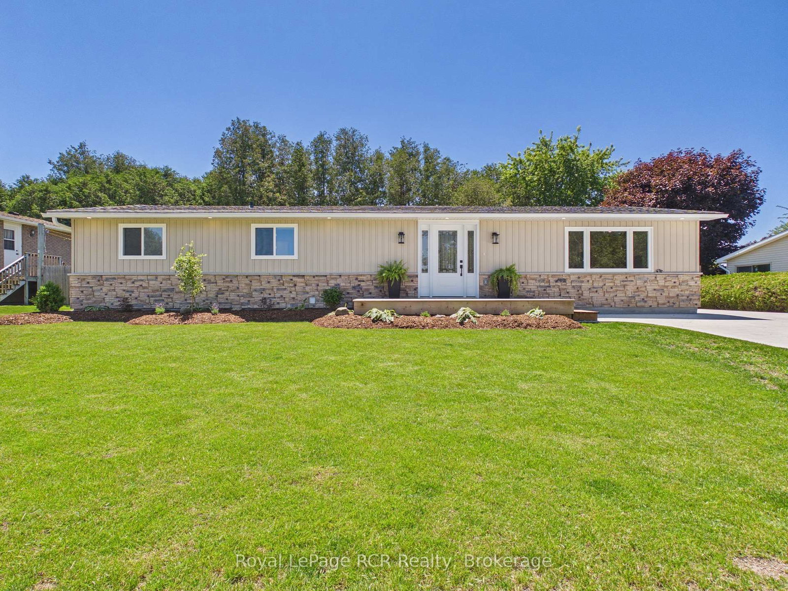 25-inverlyn-crescent-n-kincardine-ontario-x13482406