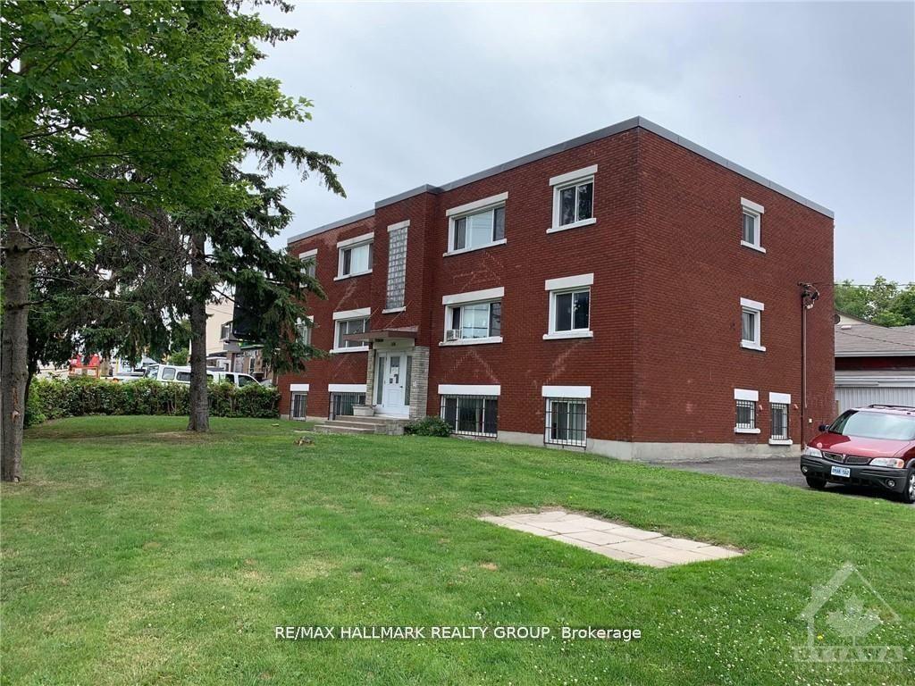 1064-merivale-road-ottawa-ontario-x13482438