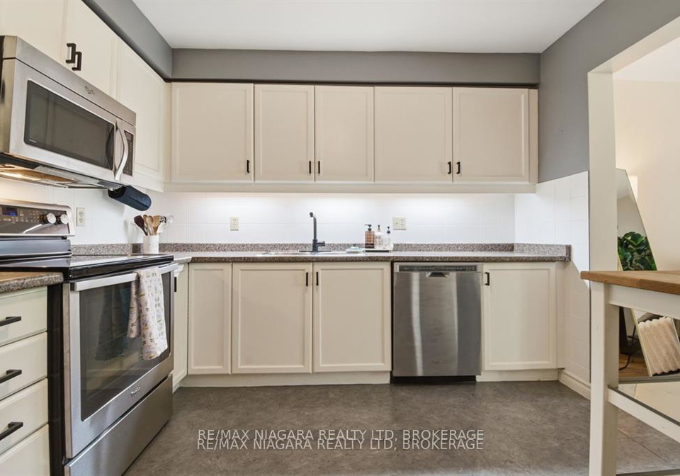 67-linwell-road-st-catharines-ontario-x13482458