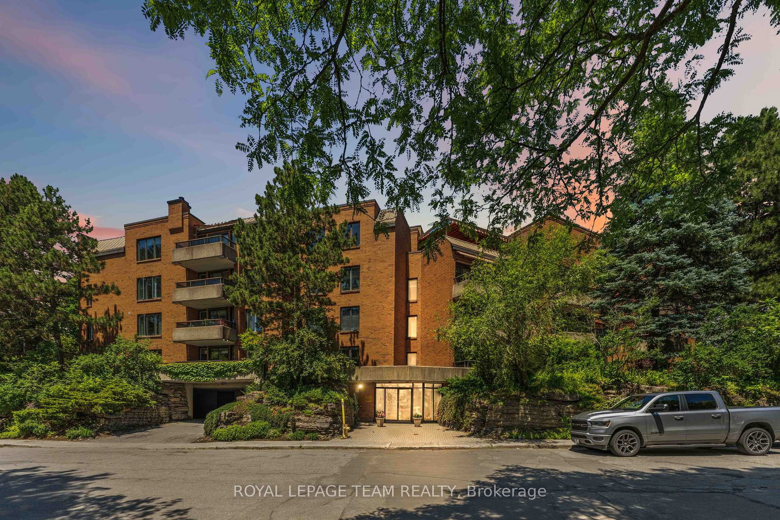 7-kippewa-drive-ottawa-ontario-x13482486