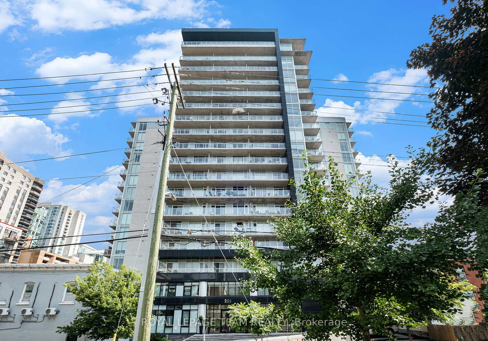255-bay-street-ottawa-ontario-x13482656
