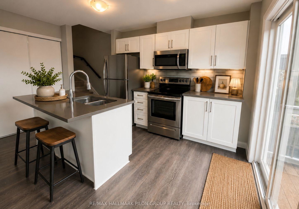 702-amberwing-private-ottawa-ontario-x13482692