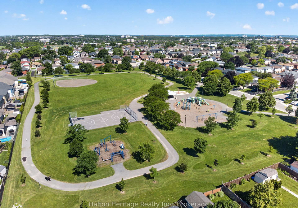 400-eaglewood-drive-hamilton-ontario-x13482728