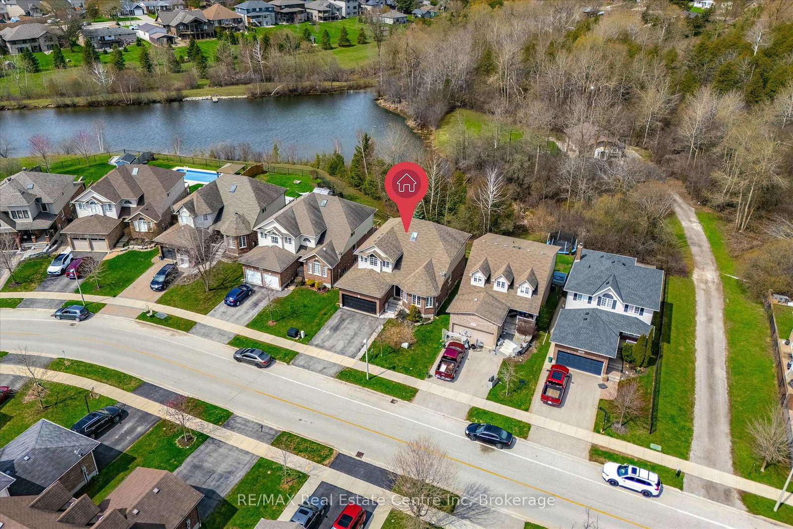 556-black-street-centre-wellington-ontario-x13482854