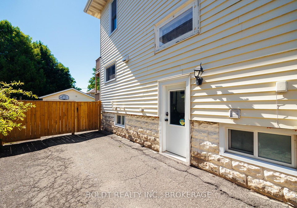 5285-third-avenue-niagara-falls-ontario-x13482872