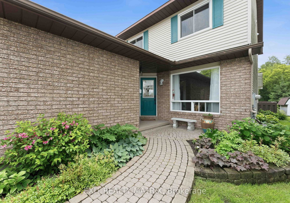 6582-richer-drive-ottawa-ontario-x13482918
