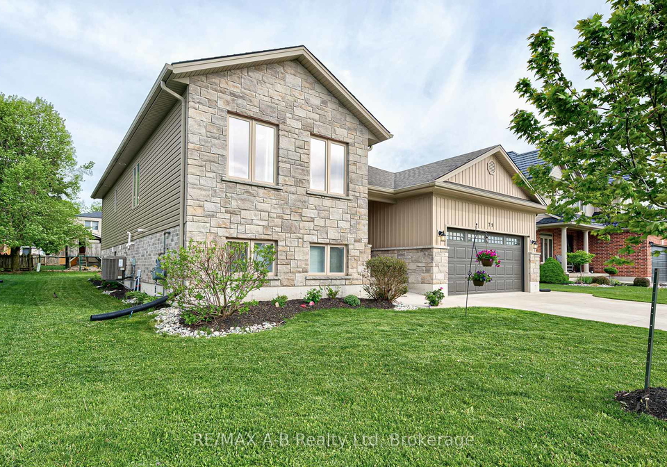79-sylvia-street-west-perth-ontario-x13483224