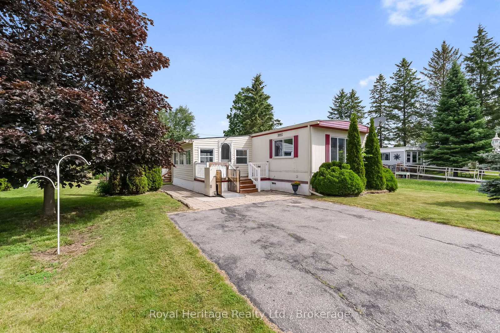 19-park-crescent-kawartha-lakes-ontario-x13483258