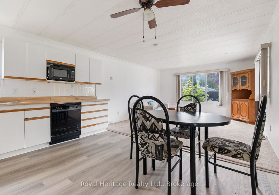 19-park-crescent-kawartha-lakes-ontario-x13483258