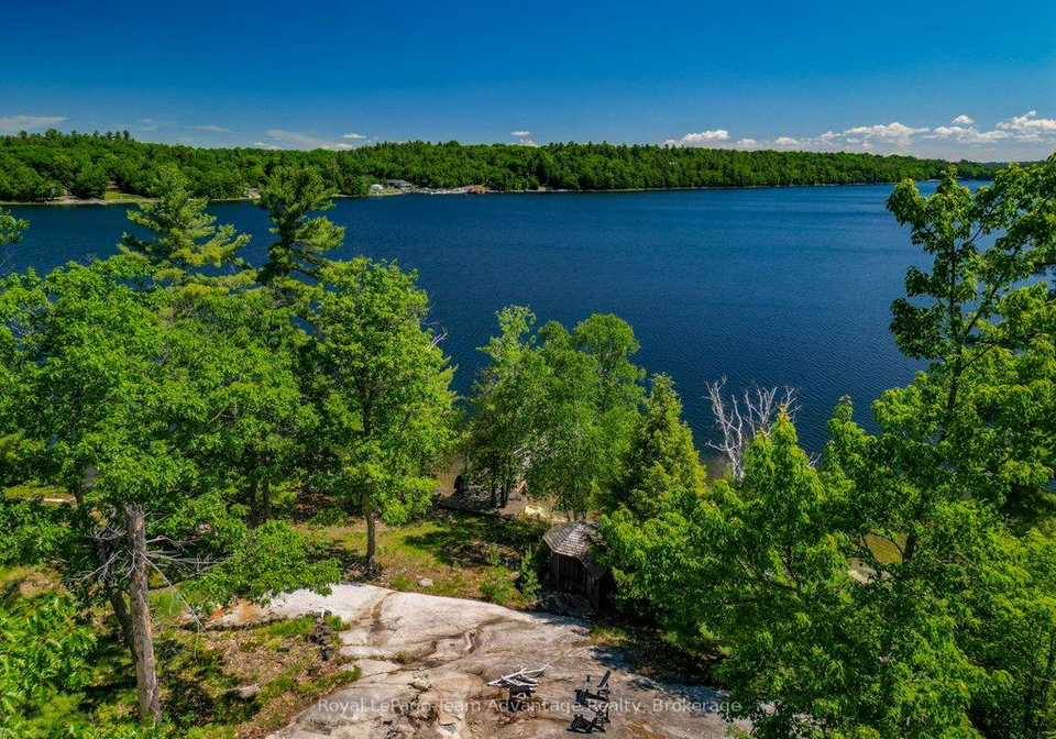 3-island-19c-carling-ontario-x13483302