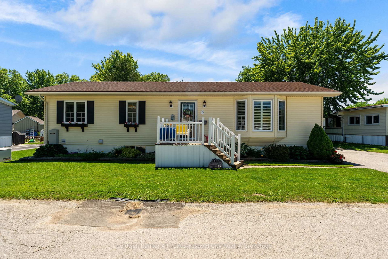 13-watergate-drive-ashfield-colborne-wawanosh-ontario-x13483406