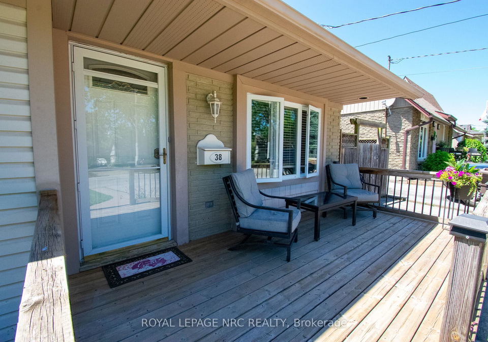 38-carriage-road-st-catharines-ontario-x13483552