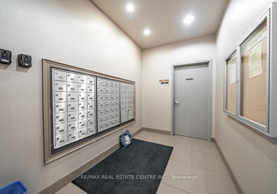 90-charlton-avenue-w-hamilton-ontario-x13483558