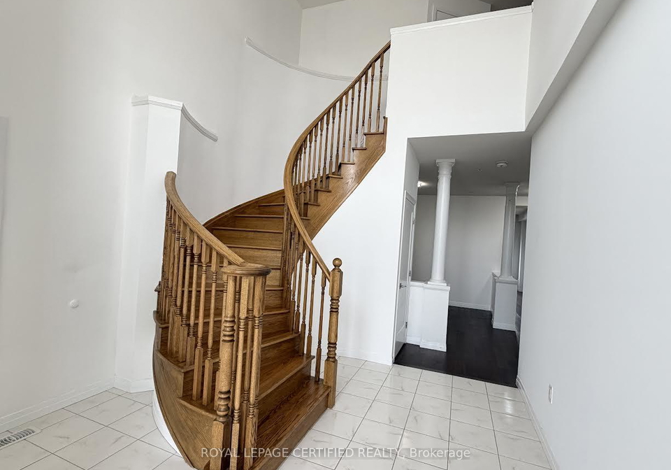 40-lexington-avenue-hamilton-ontario-x13483676