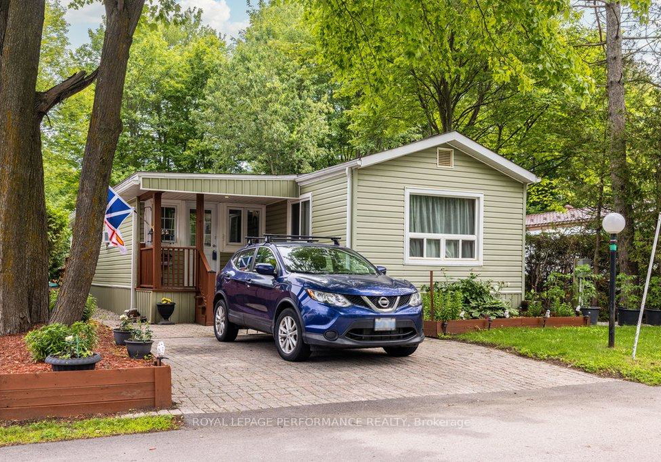 1039-vista-barrett-private-ottawa-ontario-x13484106