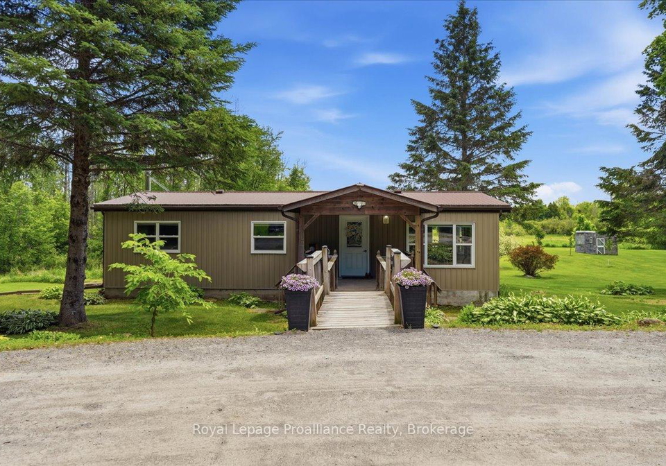 596-courneya-road-tweed-ontario-x13484282