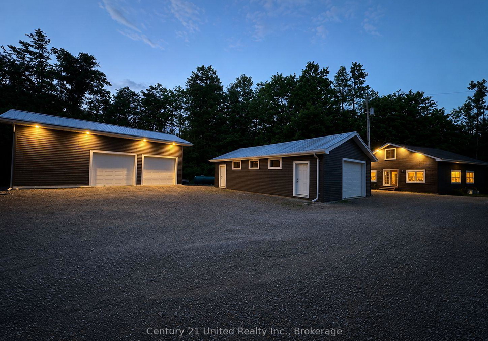 1790-county-road-40-douro-dummer-ontario-x13484312