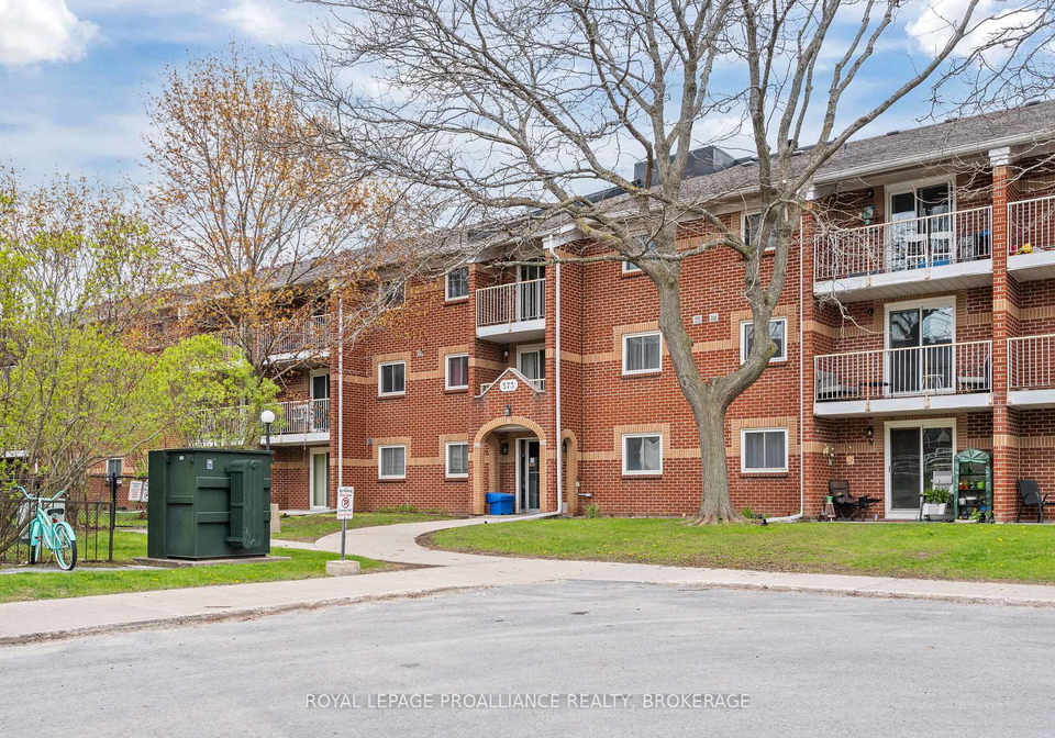 573-armstrong-road-kingston-ontario-x13484406