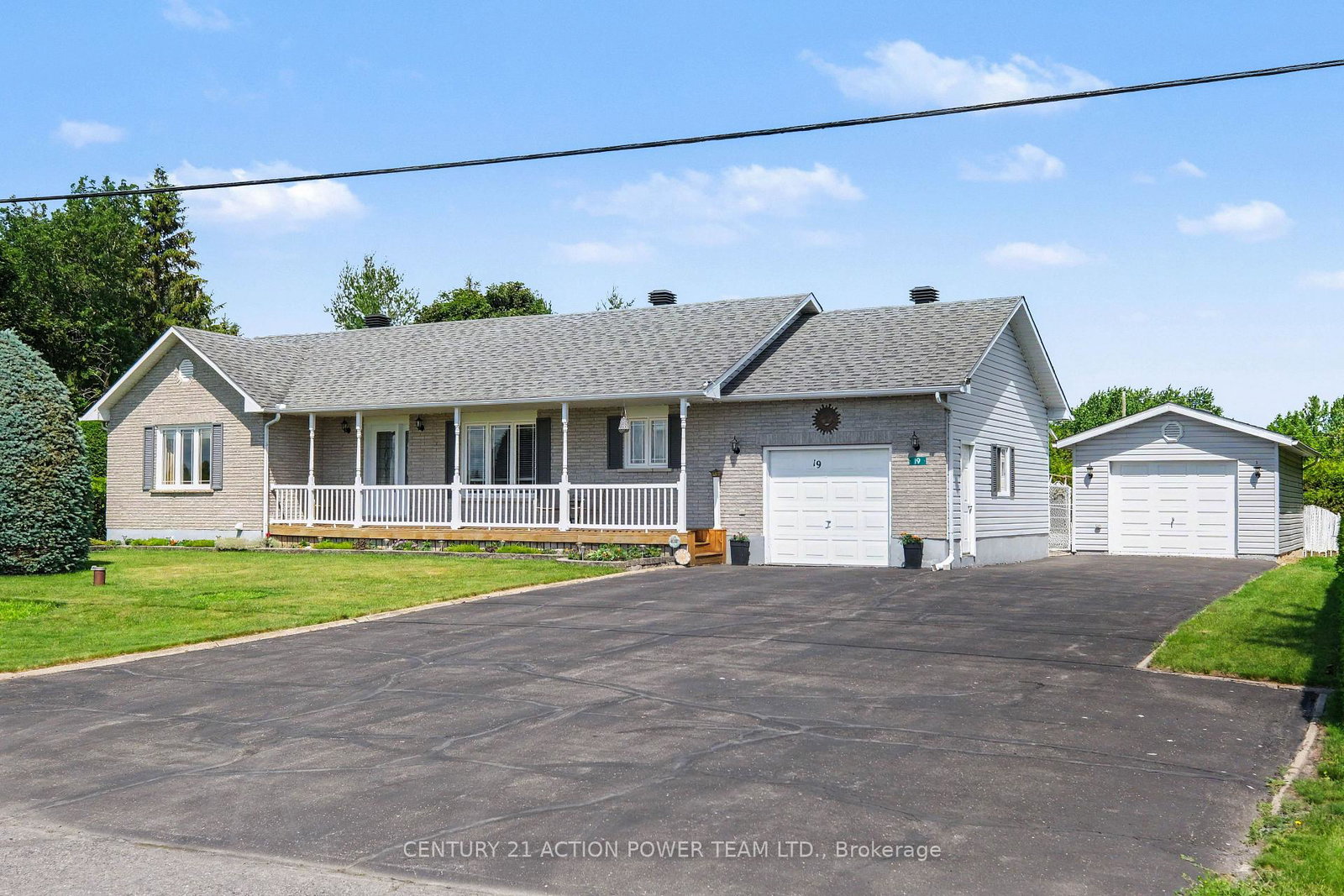 19-crysler-station-road-north-stormont-ontario-x13484566
