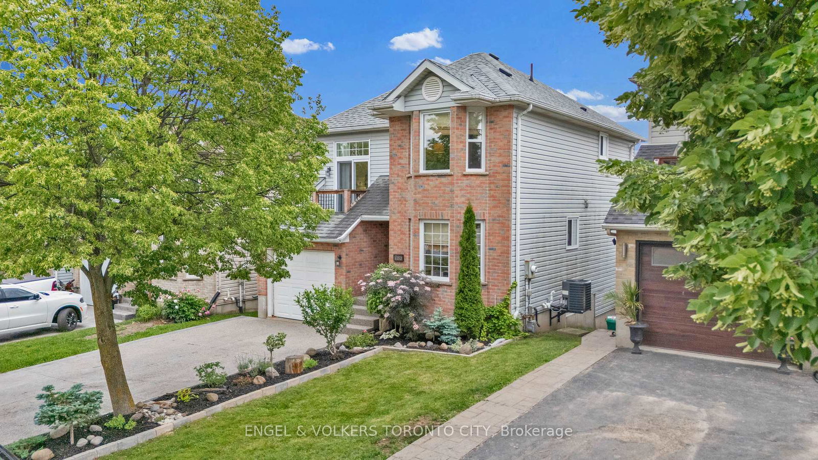 786-hunter-gate-crescent-woodstock-ontario-x13484576