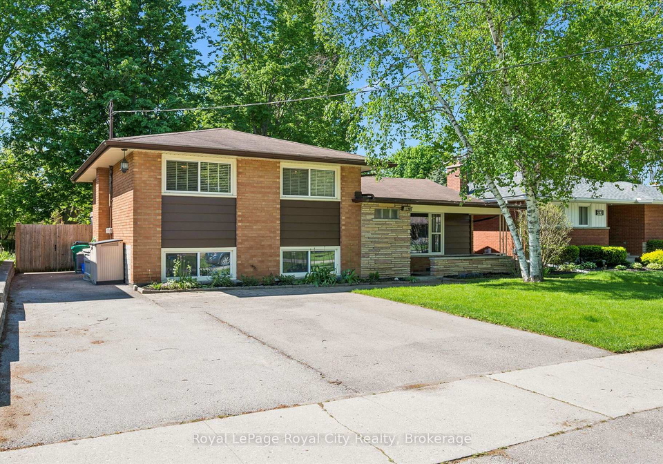 229-ross-avenue-kitchener-ontario-x13484582