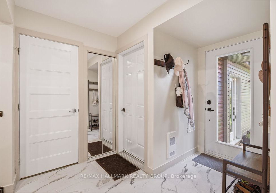 67-grady-crescent-ottawa-ontario-x13484600