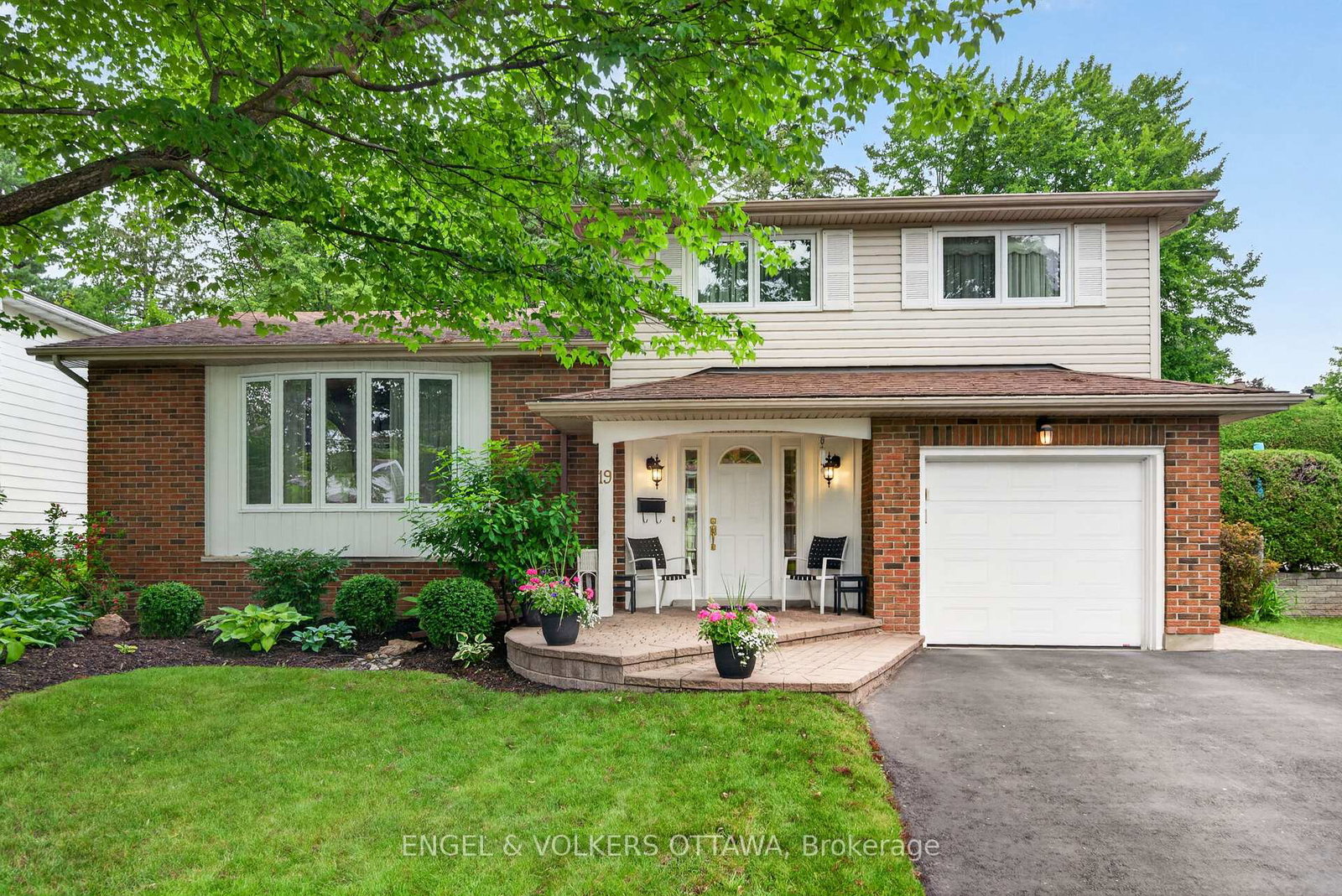 19-woodhill-crescent-ottawa-ontario-x13484764