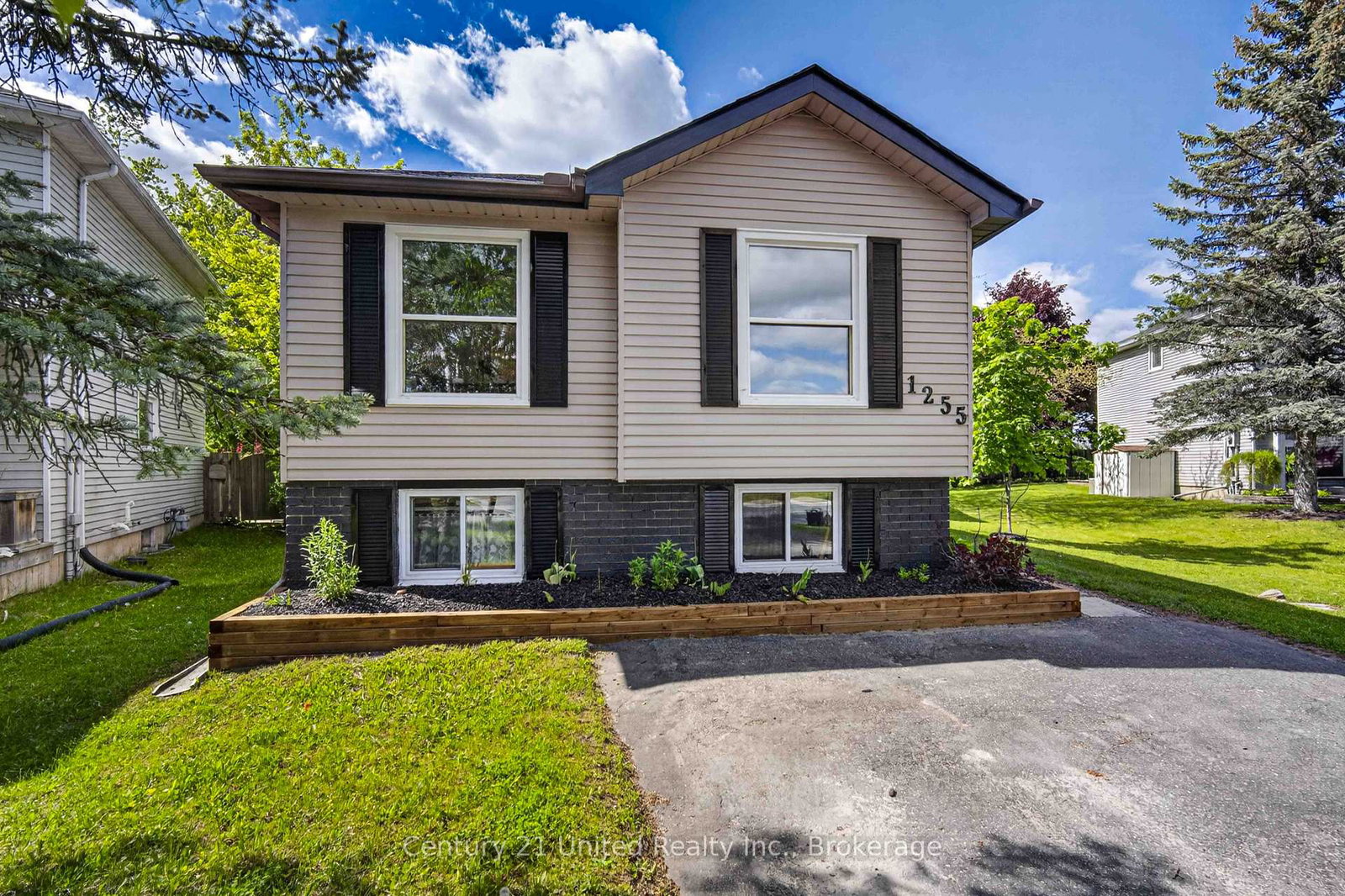 1255-huntington-circle-peterborough-ontario-x13484806