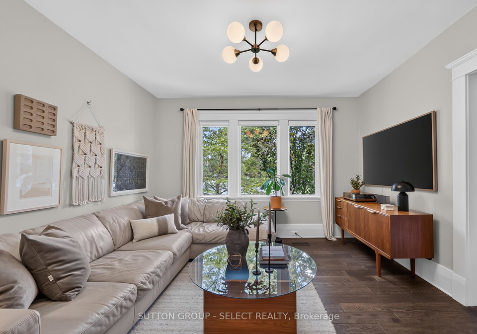 21-foxbar-road-london-south-ontario-x13484948