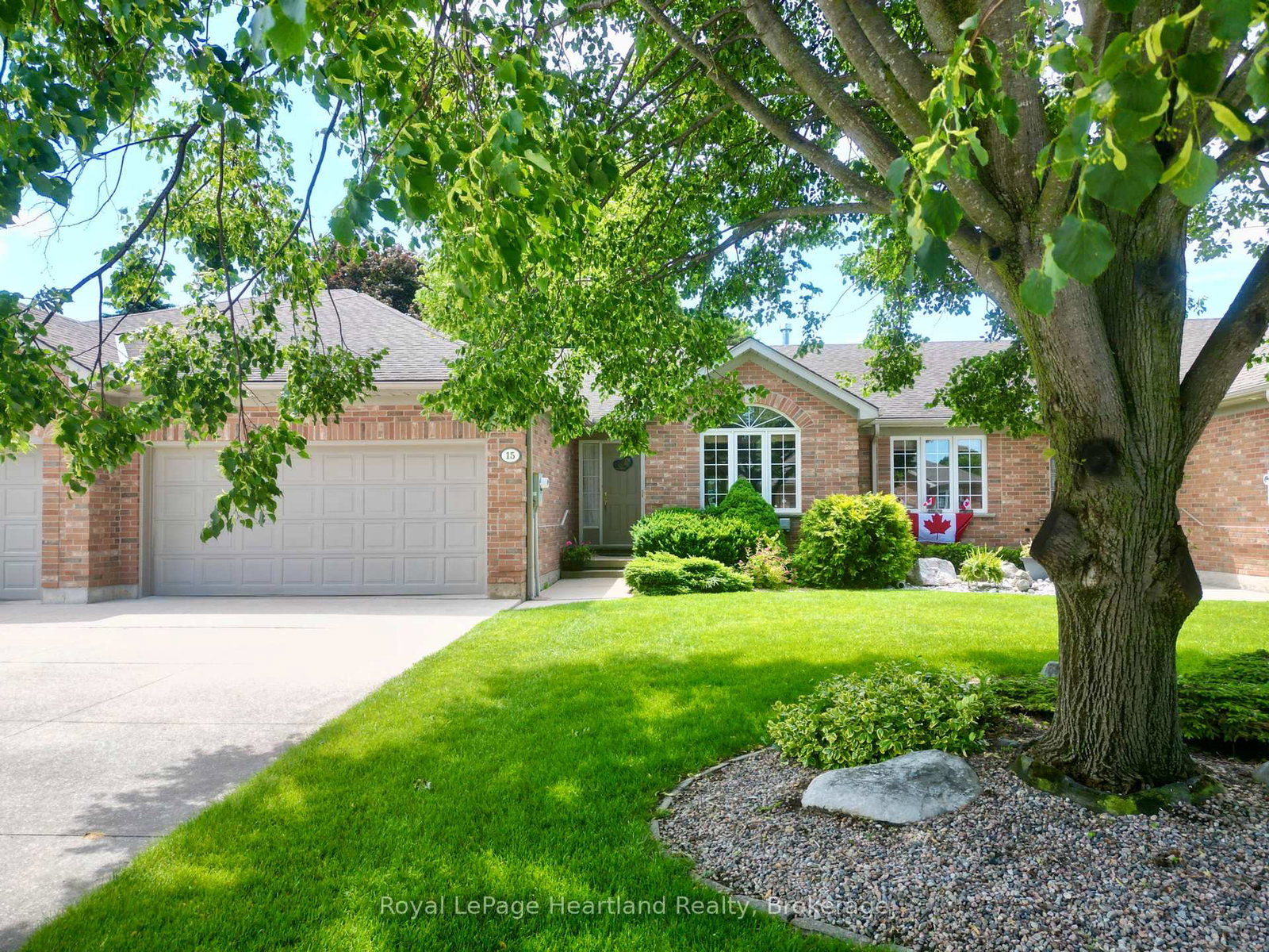 15-shadow-lane-south-huron-ontario-x13484954