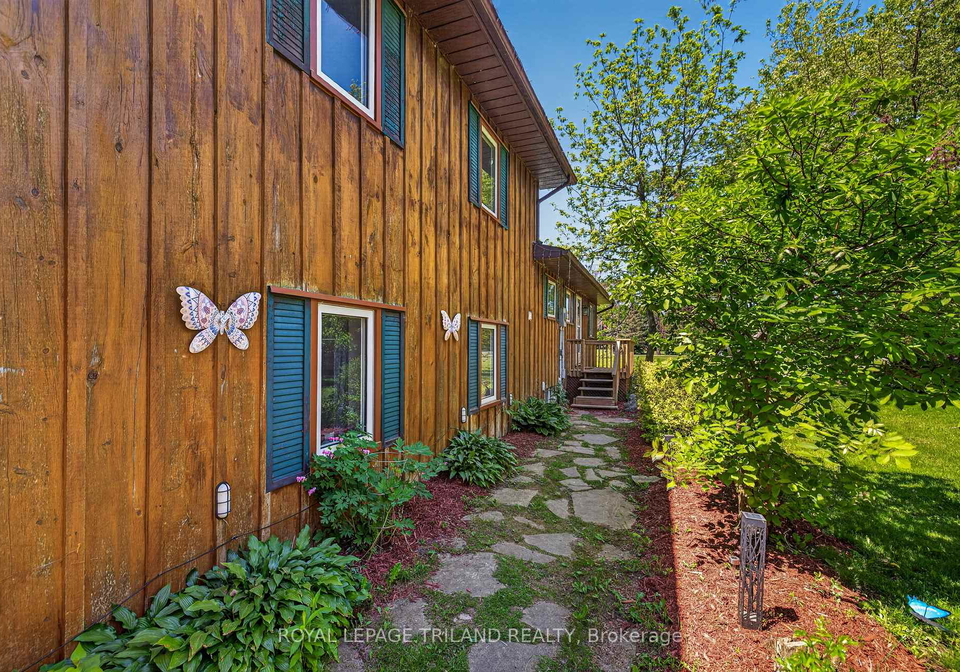 49319-nova-scotia-line-malahide-ontario-x13485052